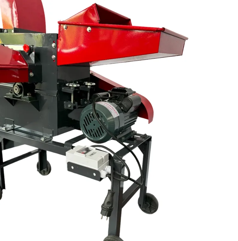 Tocator de furaje Demetra DM-400-24 PRO