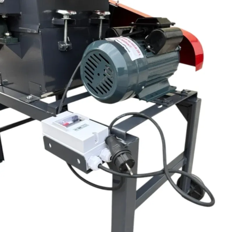 Tocator de furaje si cereale Demetra DM-400-30PRO
