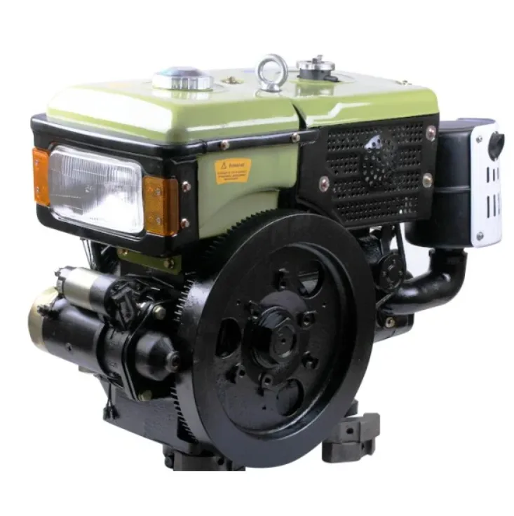 Motor motorina 12c.p. Racire pe apa ZUBR
